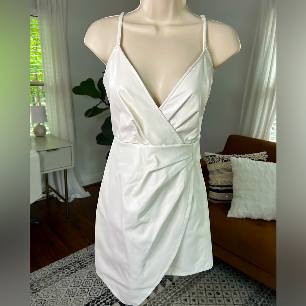 Lulu’s size medium vegan leather white dress with v-neck and adjustable straps